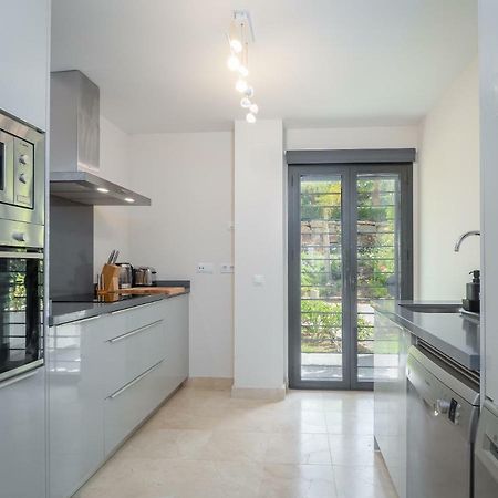Amazing Two Bedroom Apartment In Los Flamingos, Marbella Estepona Exterior photo