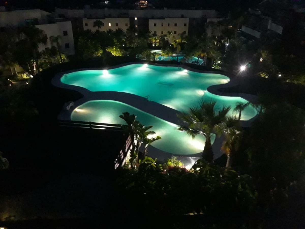 Amazing Two Bedroom Apartment In Los Flamingos, Marbella Estepona Exterior photo